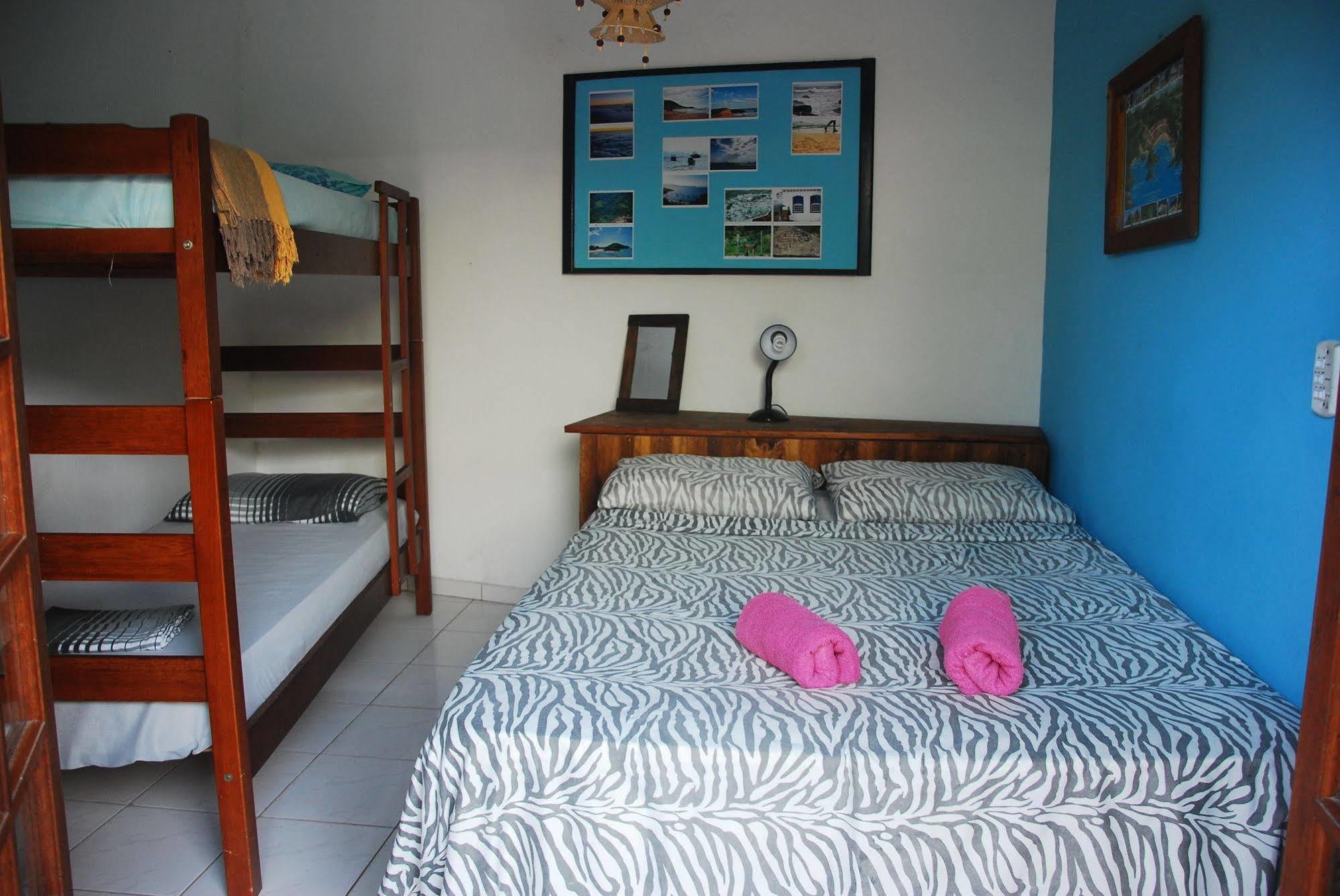 Samblumba Hostel Trindade Trindade  Luaran gambar