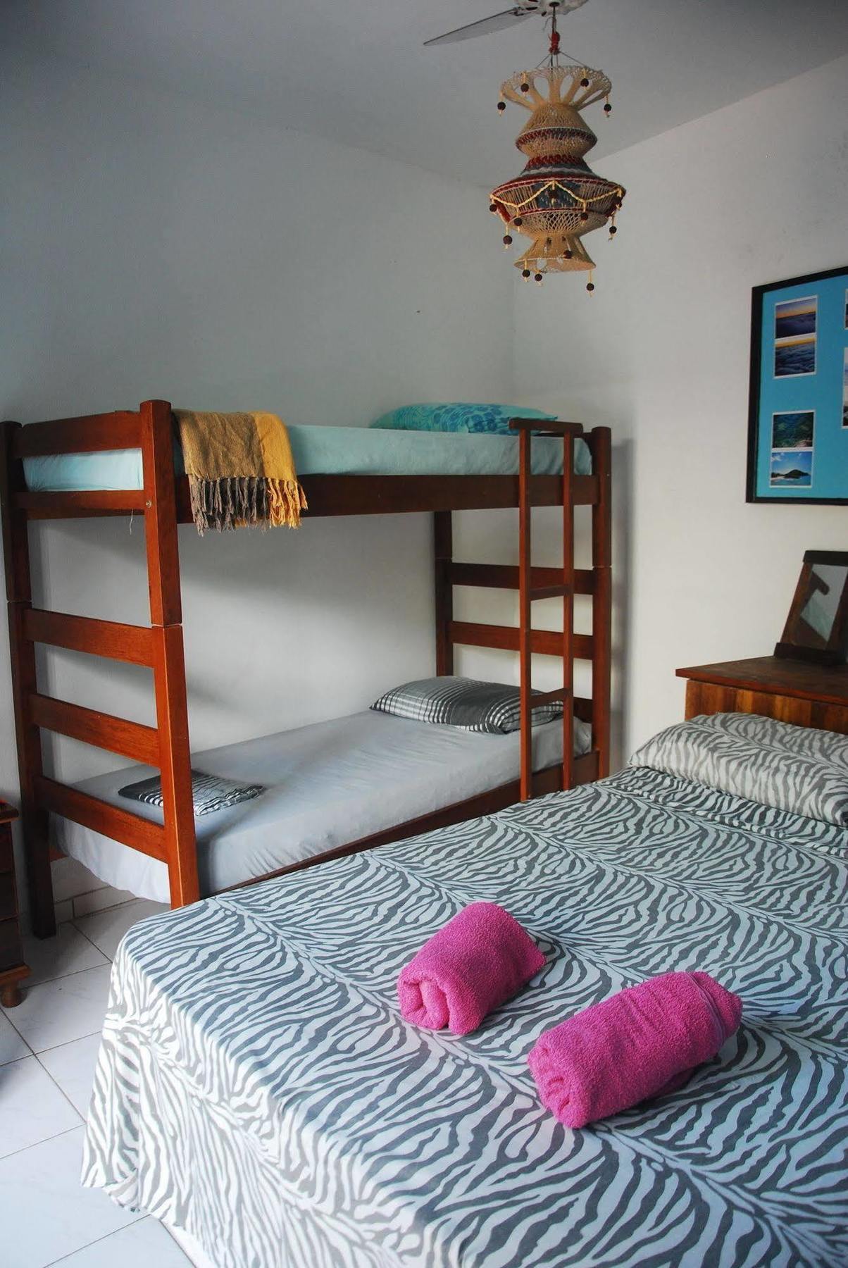 Samblumba Hostel Trindade Trindade  Luaran gambar