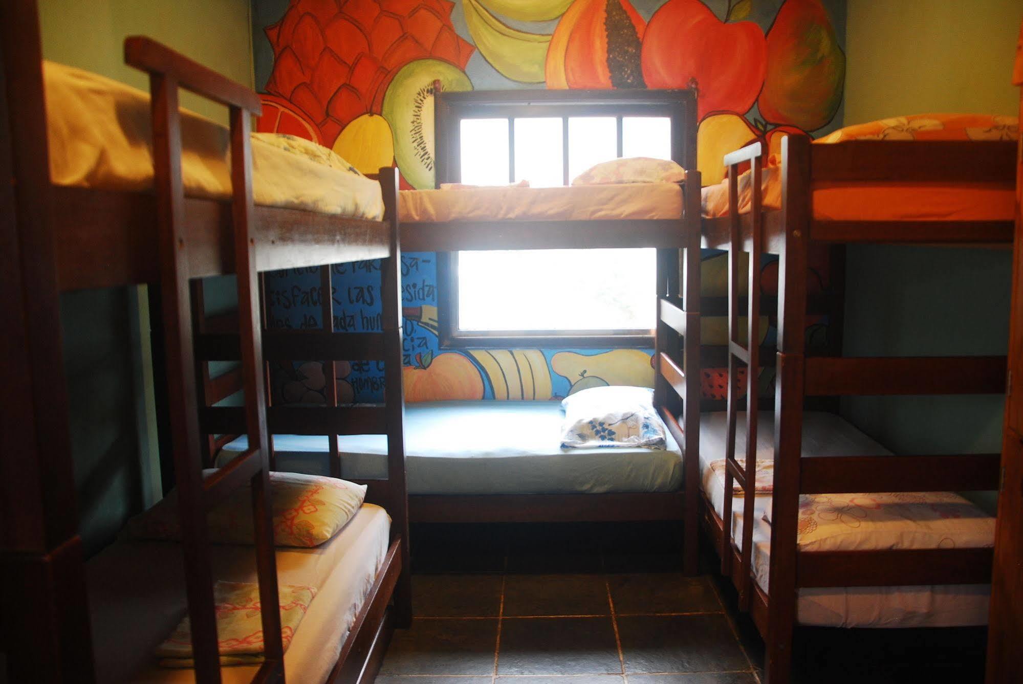 Samblumba Hostel Trindade Trindade  Luaran gambar